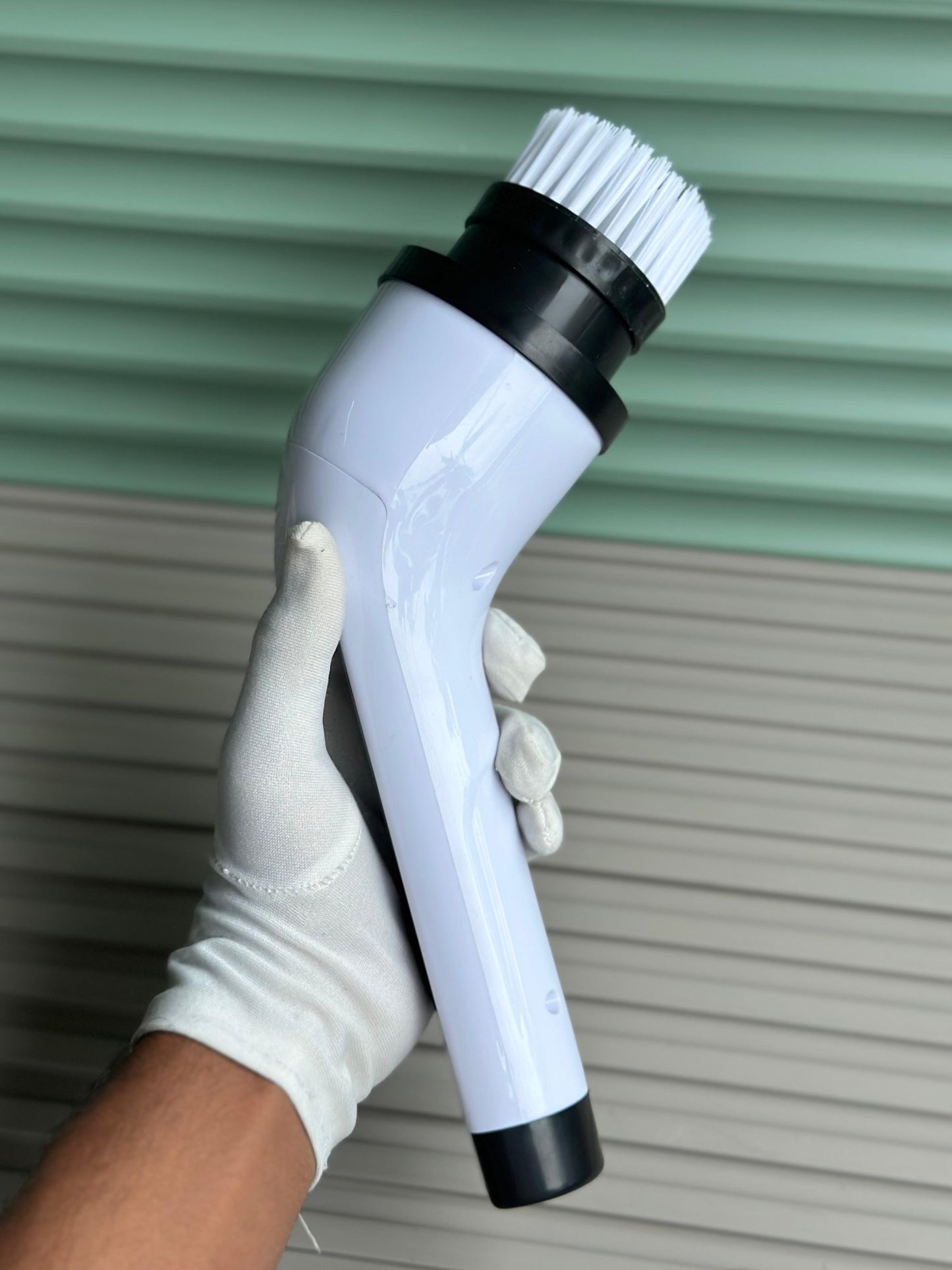 7-in-1 Electric Spin Scrubber Cleaning Brush with Extension Handle – Cordless Rechargeable Power Scrubber (1 Set / 25W)