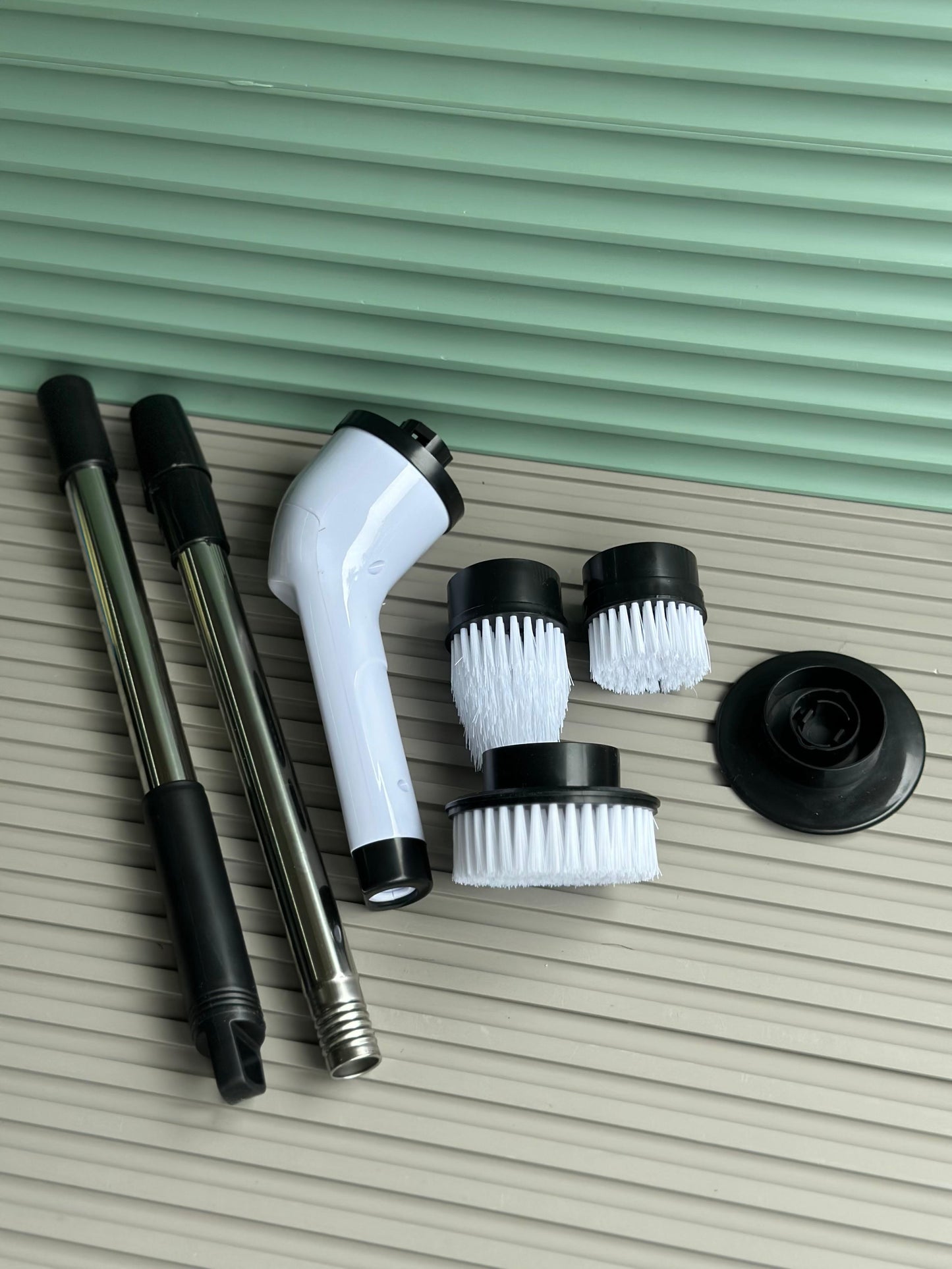 7-in-1 Electric Spin Scrubber Cleaning Brush with Extension Handle – Cordless Rechargeable Power Scrubber (1 Set / 25W)